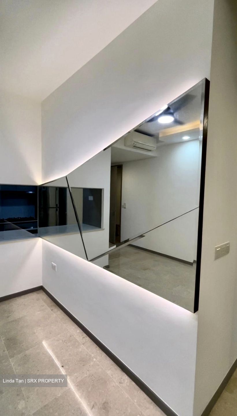 Stratum (D18), Condominium #561879101